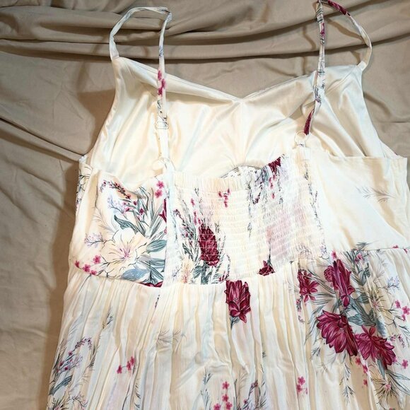 NWOT Torrid Ivory Floral Challis Maxi Dress / Sun dress PLUS SIZE 3 - Picture 5 of 15